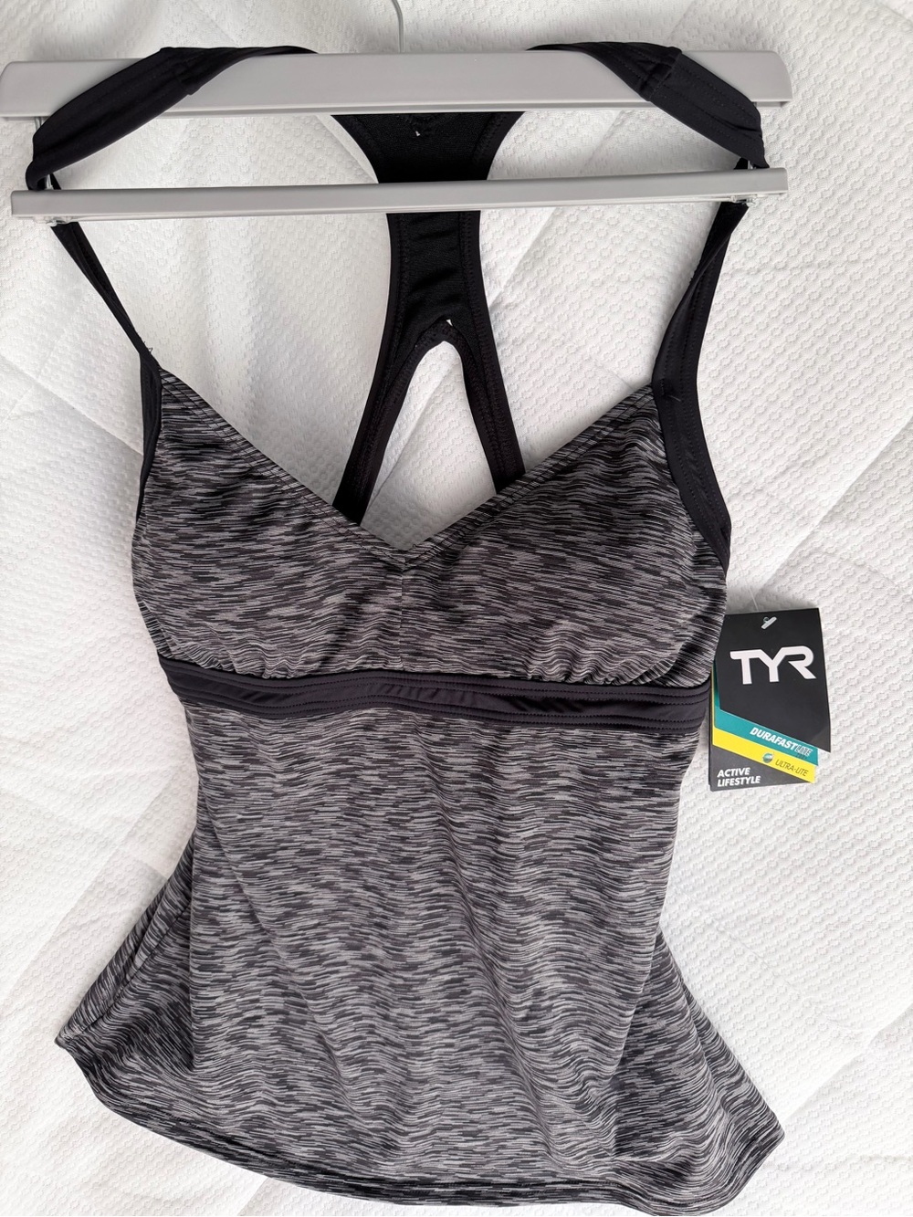 TYR Women's Abstract Athletic Tank NWT